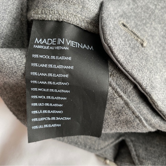 Club Monaco cropped Trousers - Picture 2 of 5